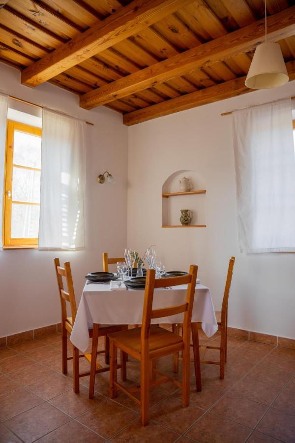 Noble'S Panzio Es Etterem Bed & Breakfast Nemesnep Luaran gambar